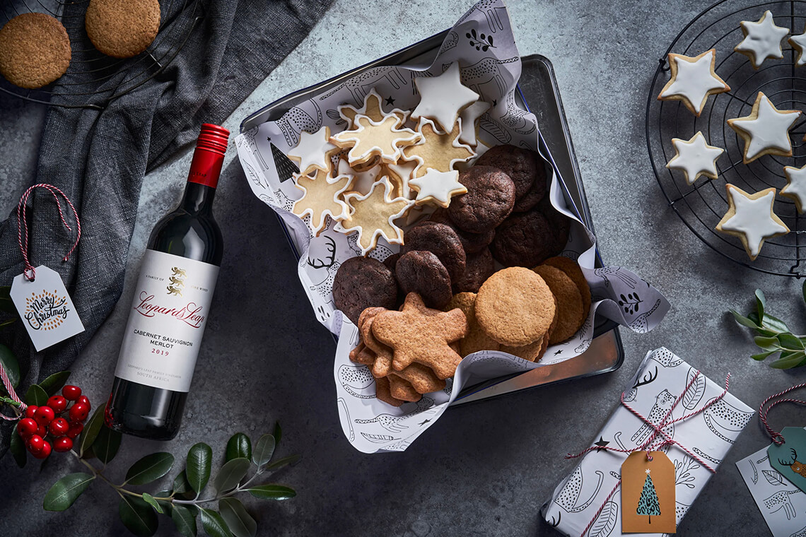 The perfect pairing - Delicious wines & sweet treats
