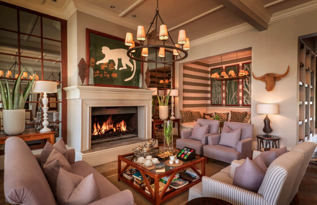 Samara manor house living room with fireplace